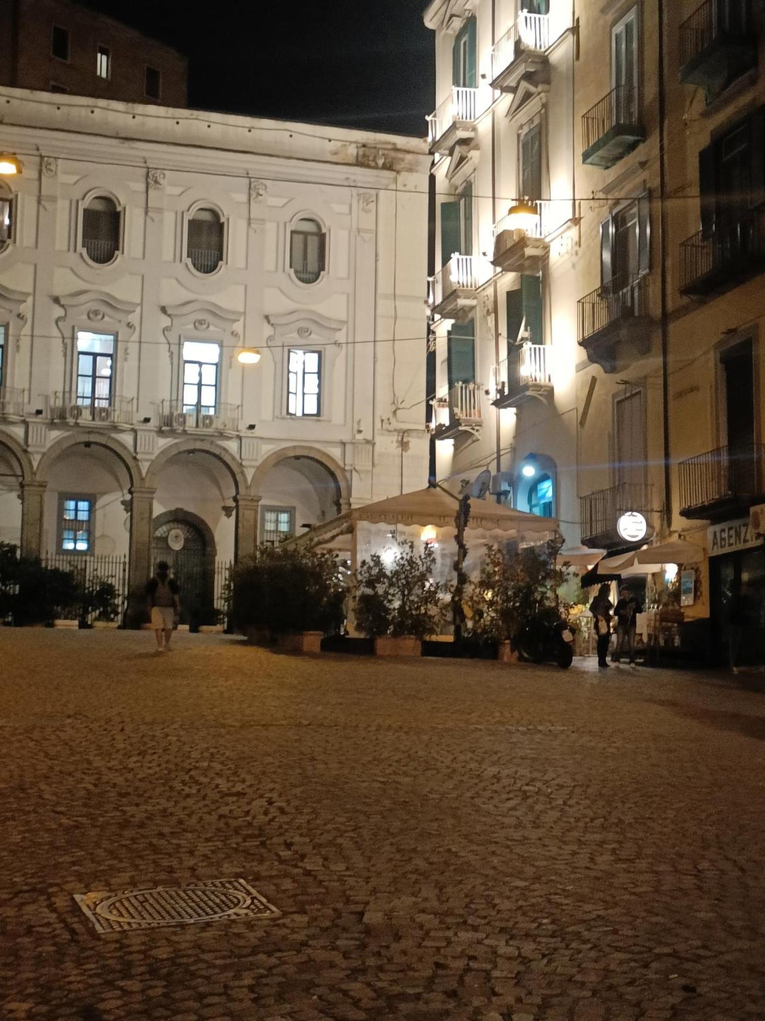 Apartament Storico House Neapol Zewnętrze zdjęcie